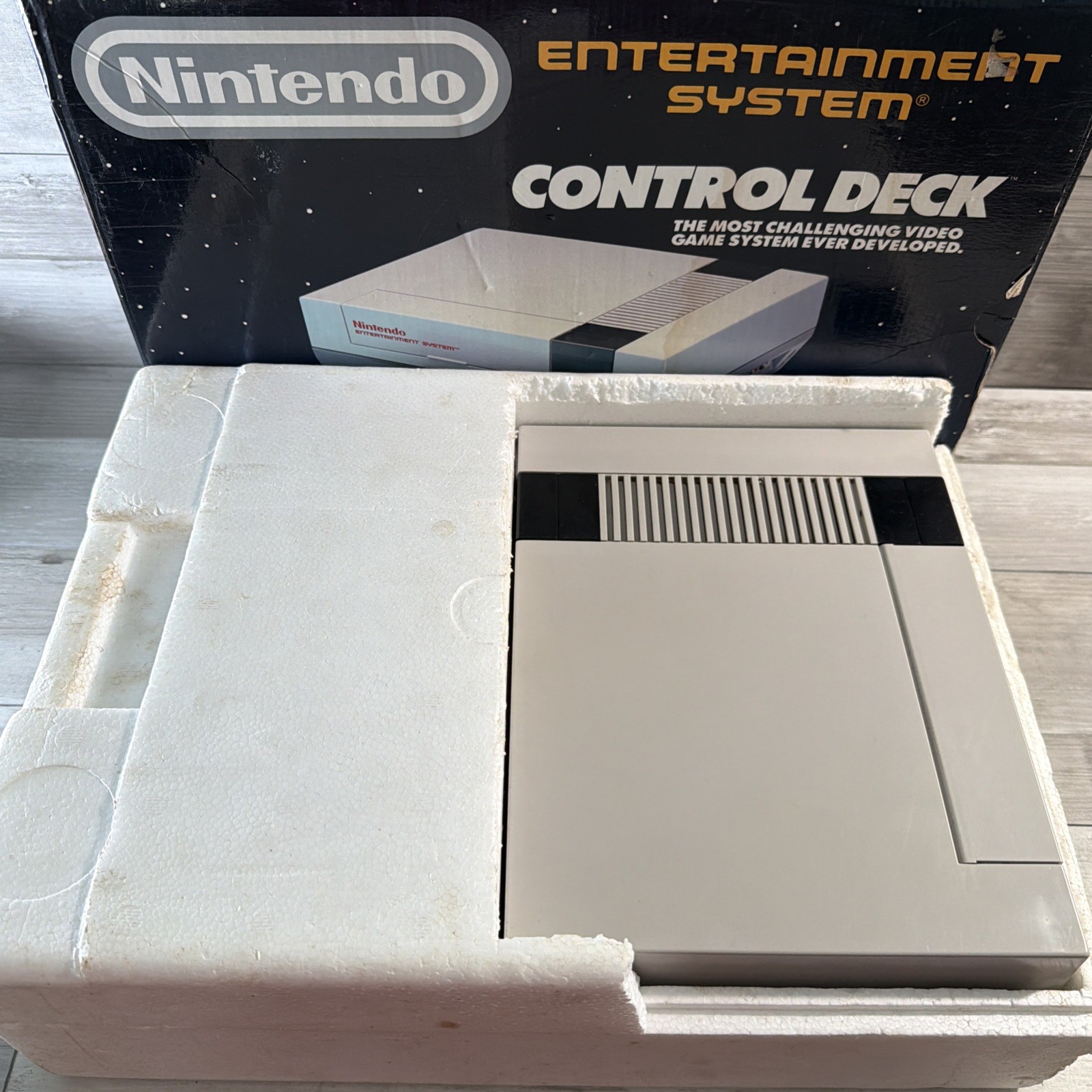 Nintendo NES Control Deck Mario Trilogy 1 2 3 Bundle In Original Box 2 Controls