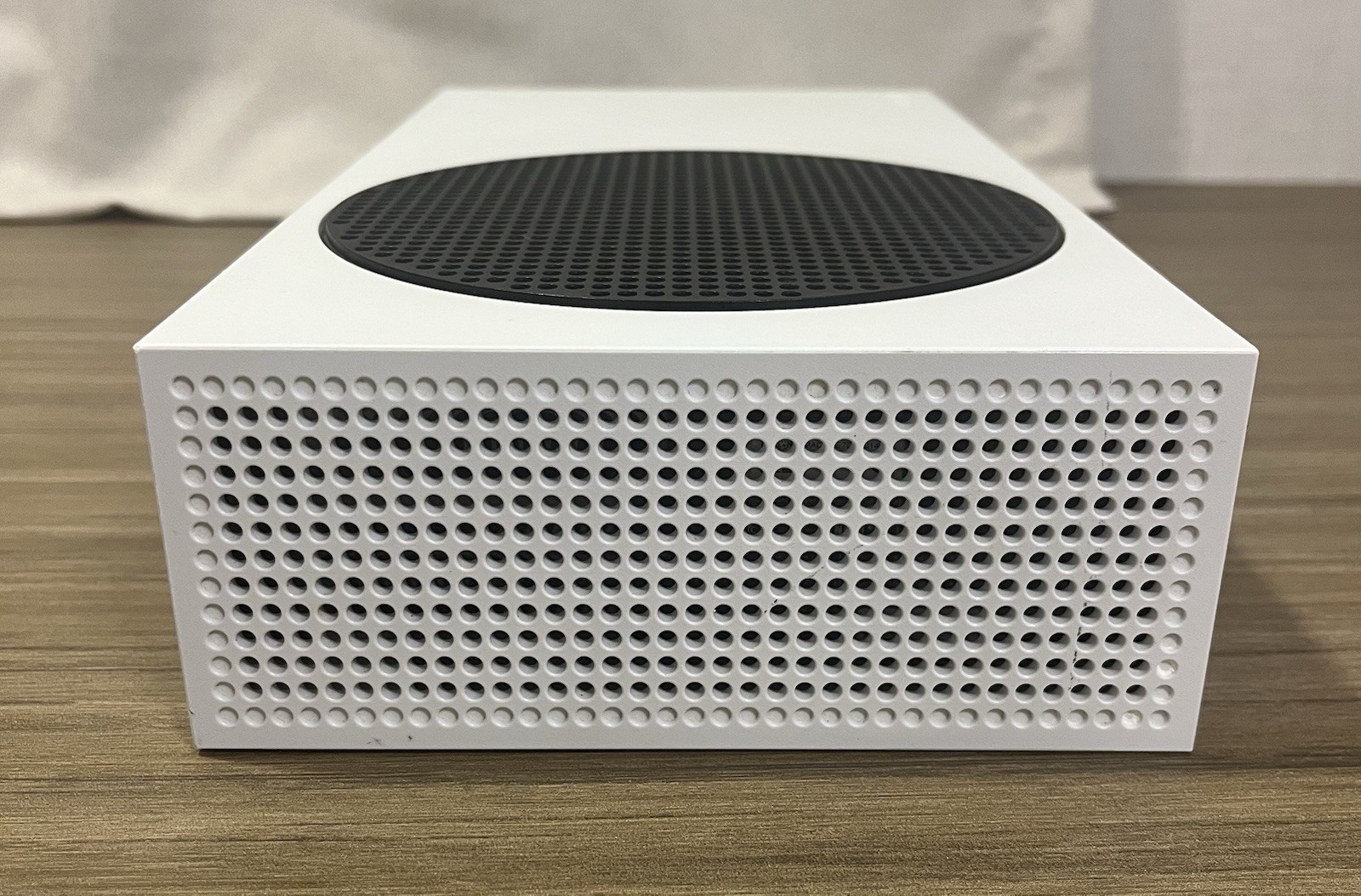 Microsoft Xbox Series S 512GB White Console Only 4K UHD WIFI Digital Edition