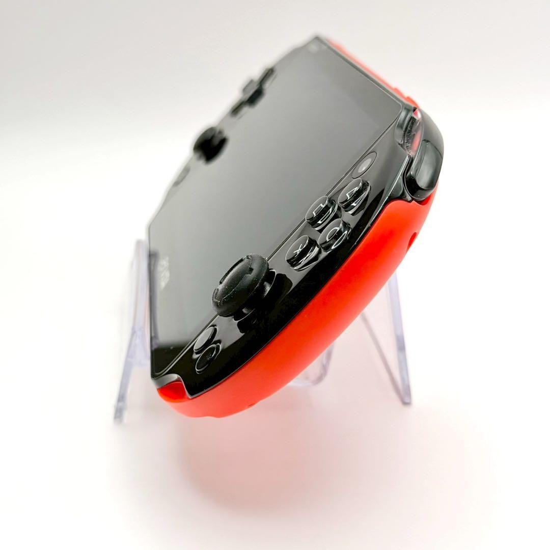 sony PSVITA PCH 2000 Console with 16GB and many accessories