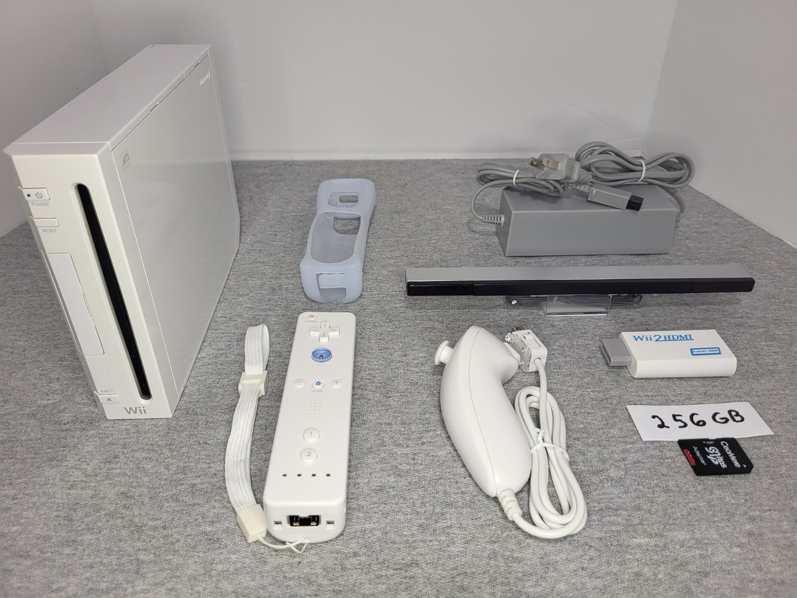 Custom Wii Ultimate Gamer Bundle.Programmed 256GB SD.Cleaned/Serviced.Plug&Play!