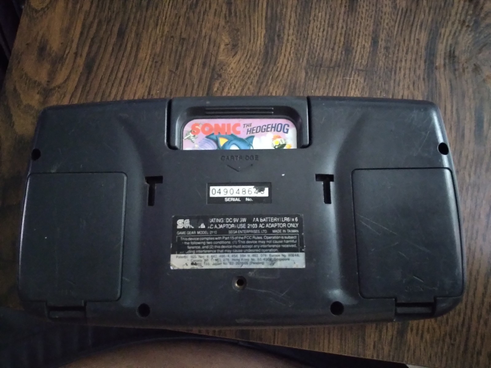 Sega Game Gear Console Powers On Not working With Game For Parts Or Repair Only