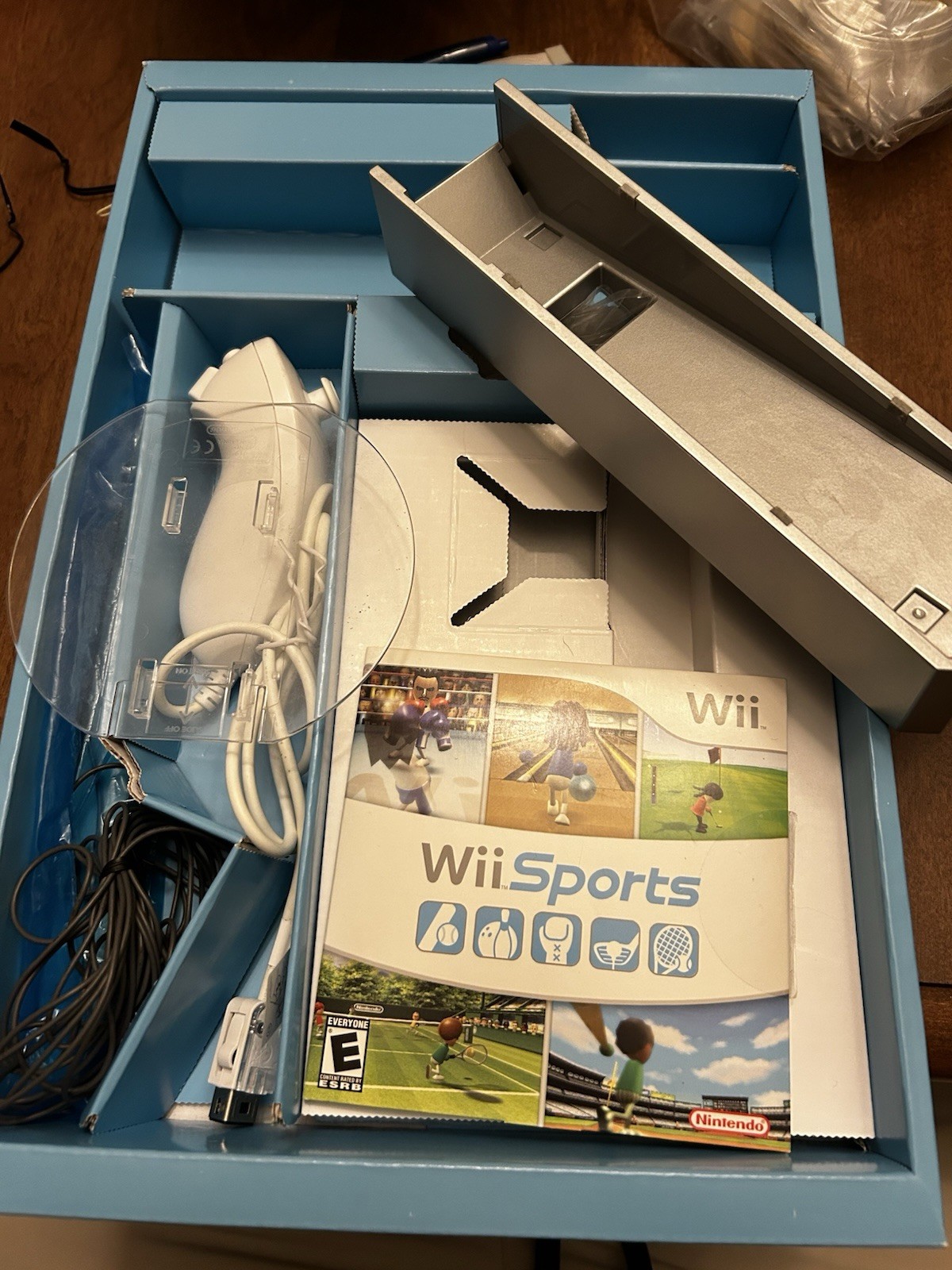 Nintendo Wii – Wii Sports Bundle -Console CIB Matching Serial Numbers