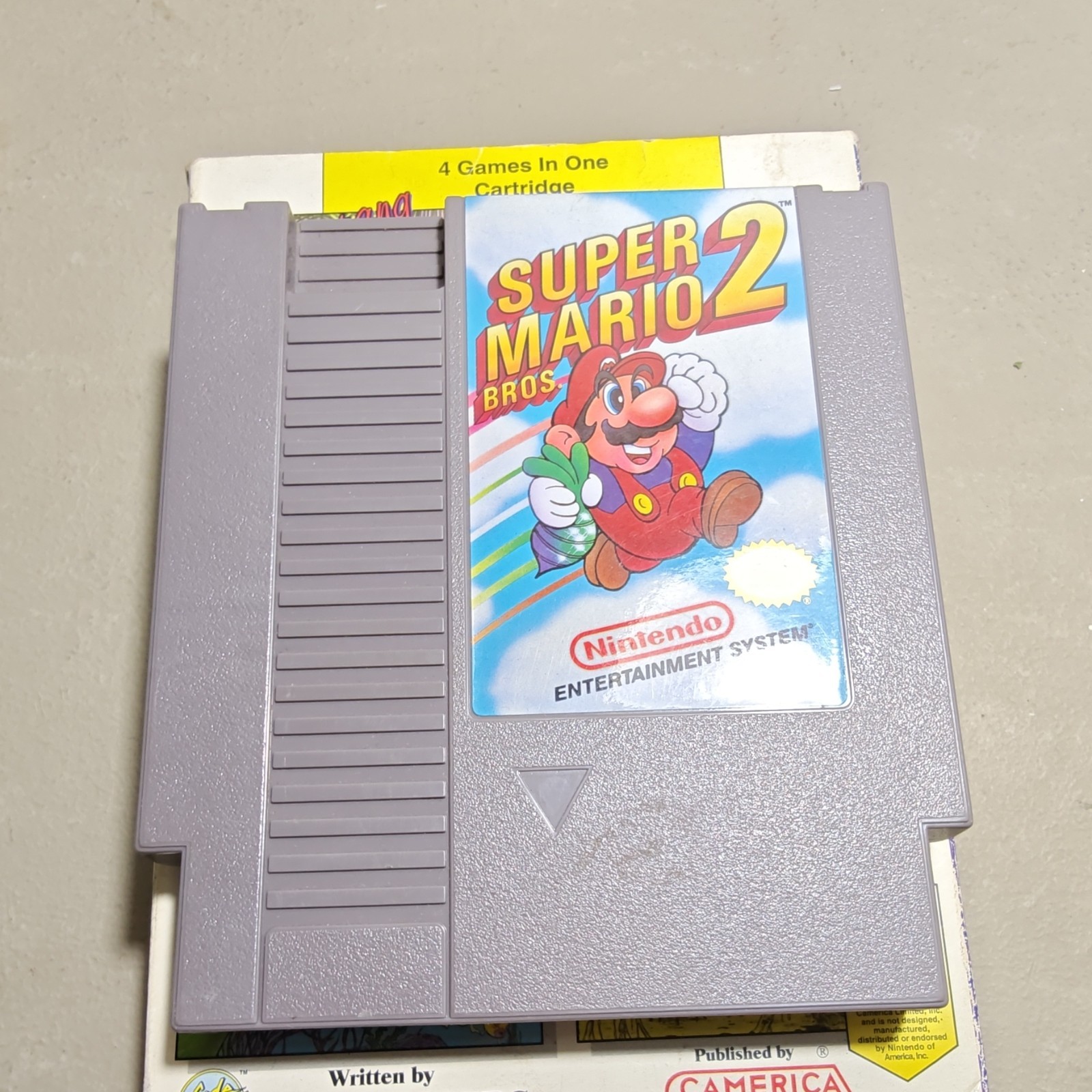 Nintendo NES-001 Console with Controller and 6 Game Cartridges