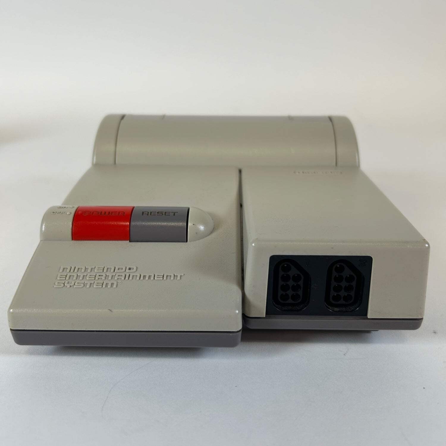 Nintendo NES Top Loader Console Gaming System NES-101 Gray