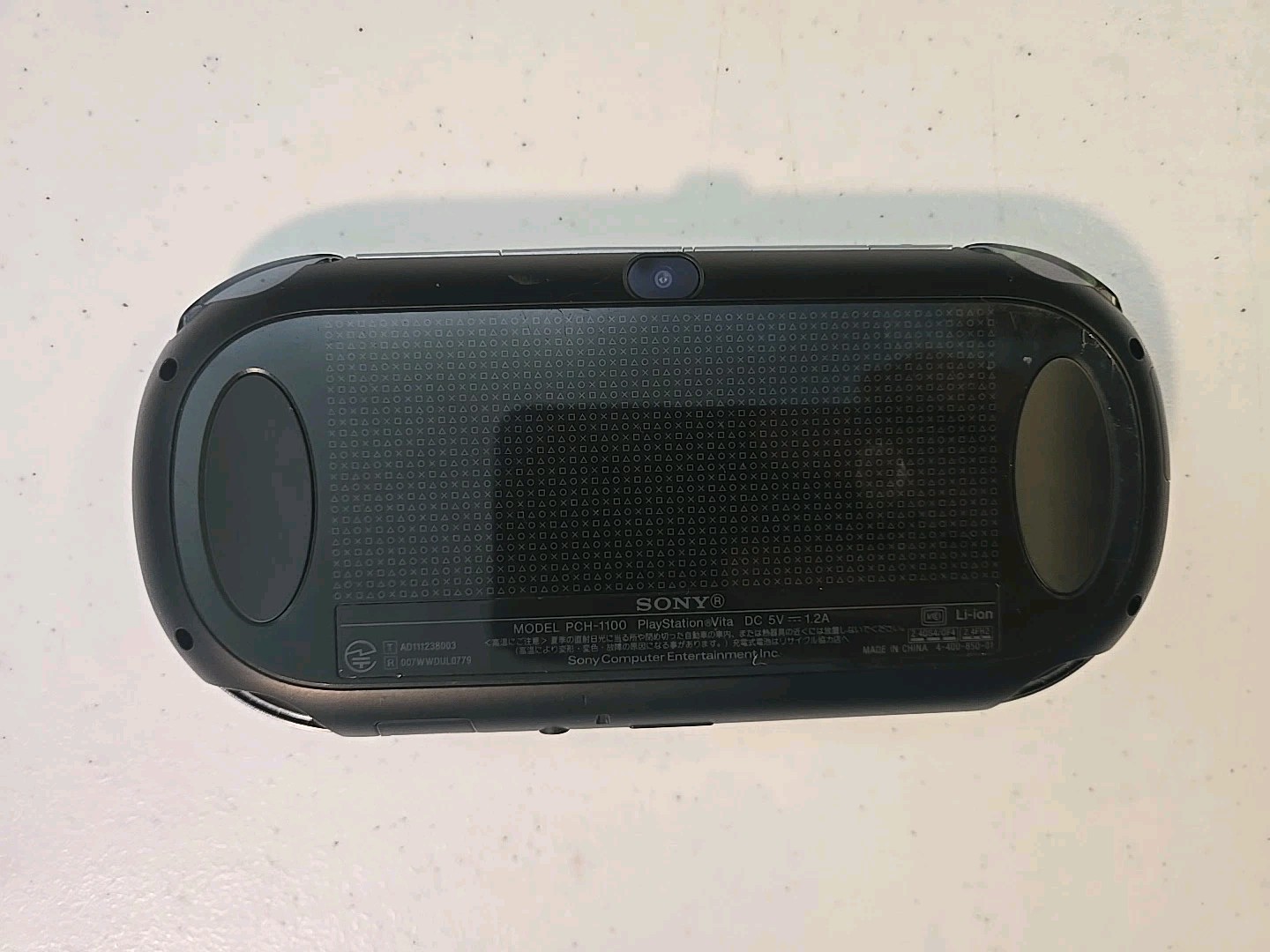 ps vita pch-1100 With 8gb Memory Card