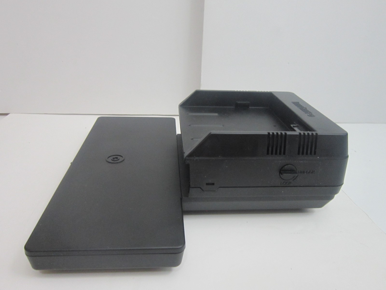 TurboGrafx 16 CD System Docking Bay ONLY NEC TG16 Dock Base FOR PARTS OR REPAIR