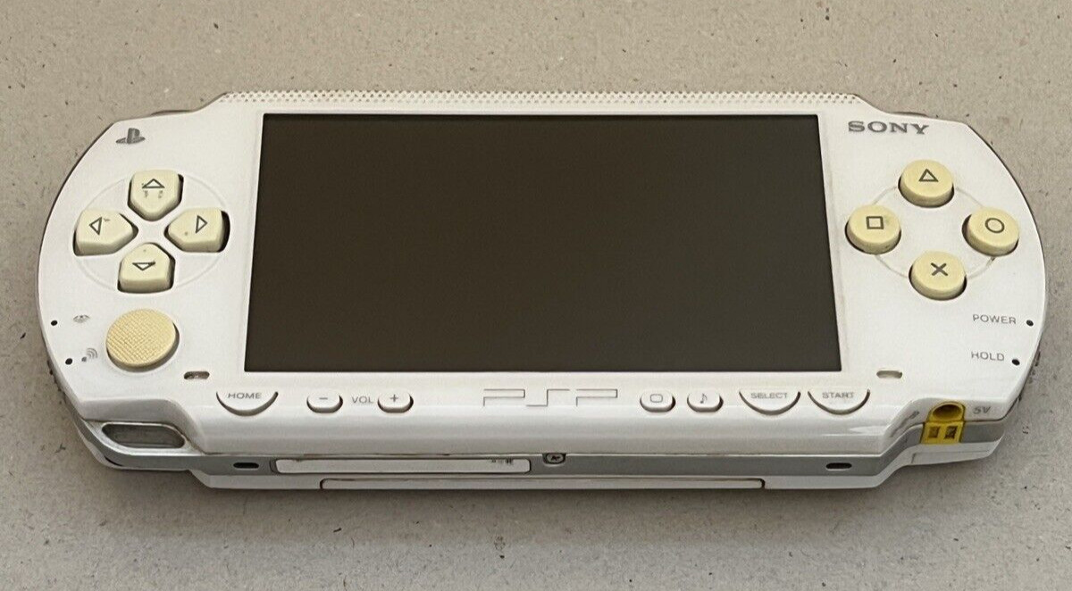 PSP 1000 Ceramic White – GOOD CONDITION – US Seller TESTED + Charger