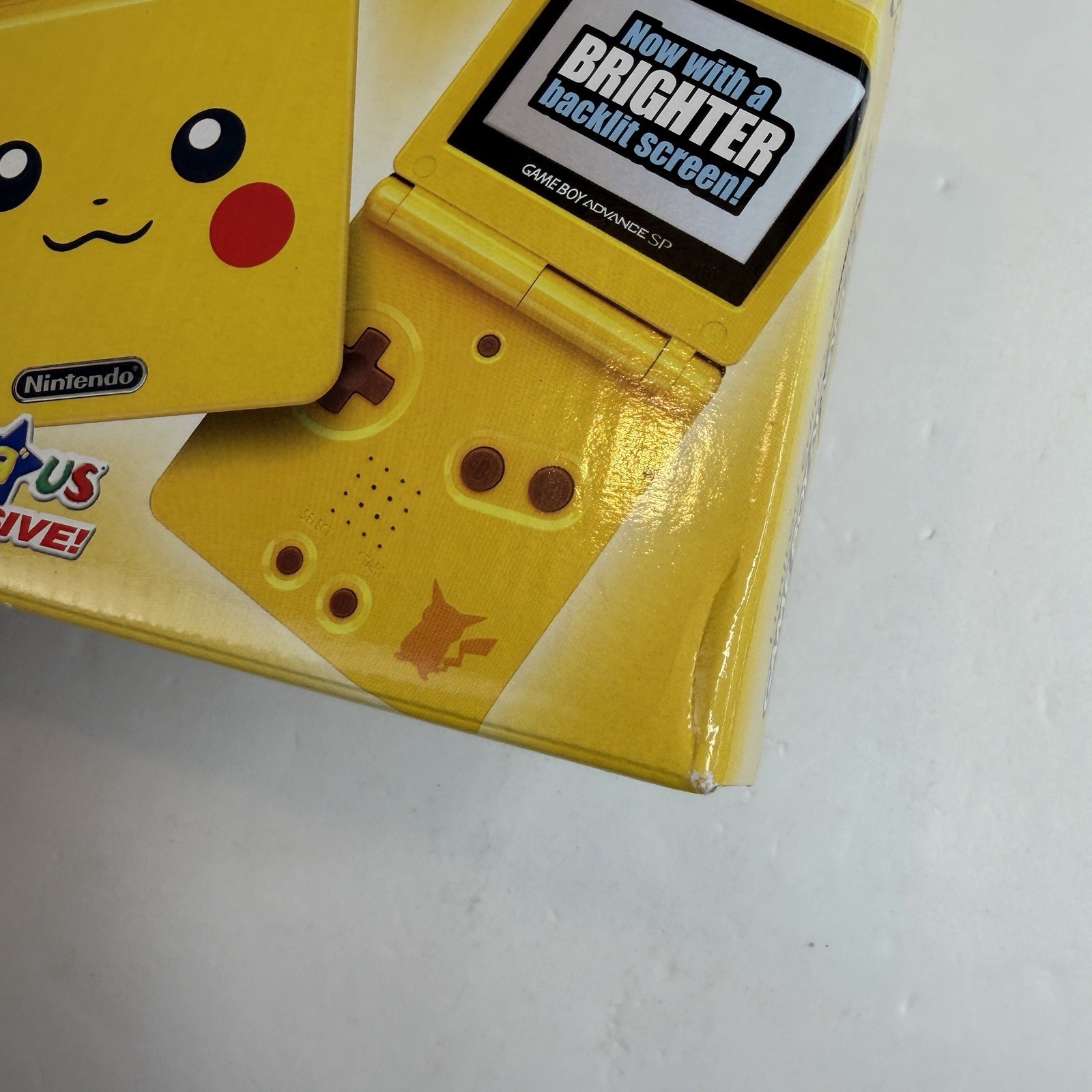 SEALED BRAND NEW Nintendo Game Boy Advance SP Limited Pikachu Edition Toys R US
