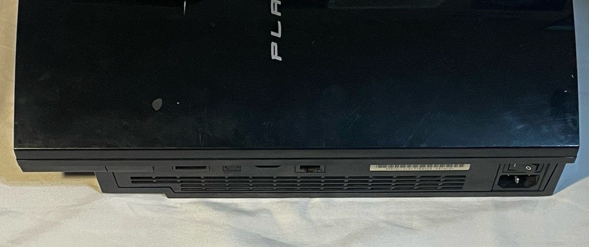 Sony PlayStation 3 80GB Console Bundle – Controller, Cords + 10 Games