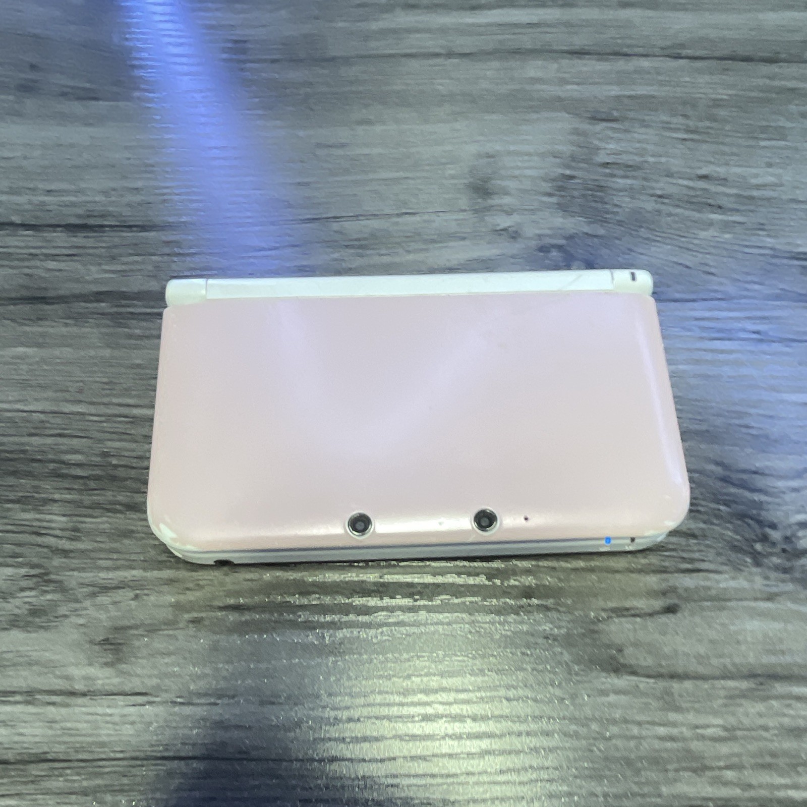 Nintendo 3DS XL Pink/White w/ Stylus and storage and free games