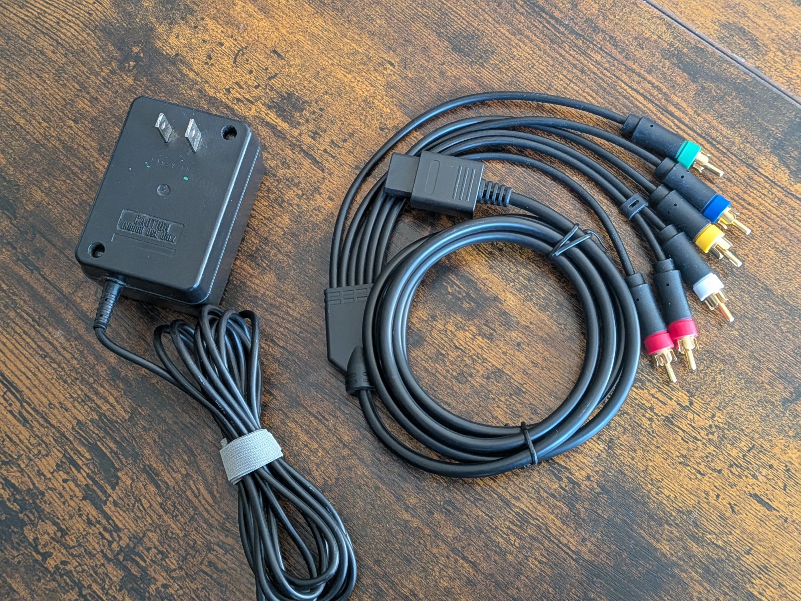 RGB Nintendo NES-101 Top Loader Console, recapped, IGR, SNES-style multiout