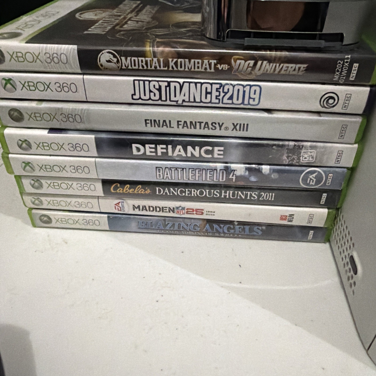 Xbox 360 Pro 20GB White Console Bundle 2 Controllers Cords 8 Games Tested