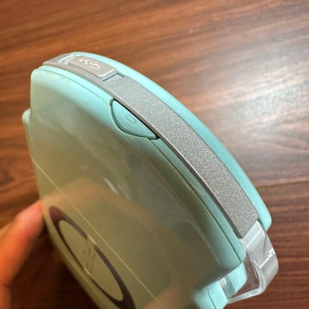 PSP 2000 console, mint green 835 From Japan