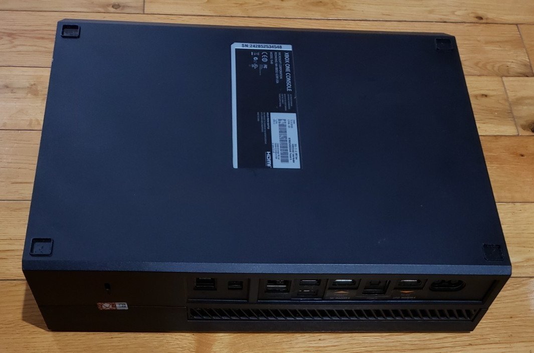 Microsoft Xbox One 500GB Console, BAD Disc Tray All Digital Works READ PR