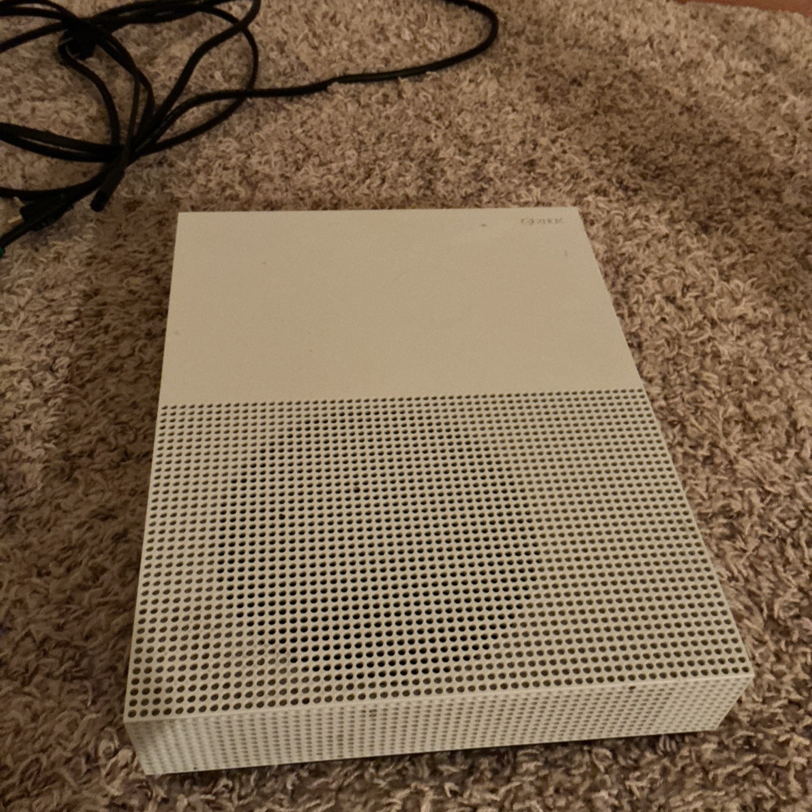 Microsoft Xbox One 500GB White Console Bundle 3 Controllers 4 games Works