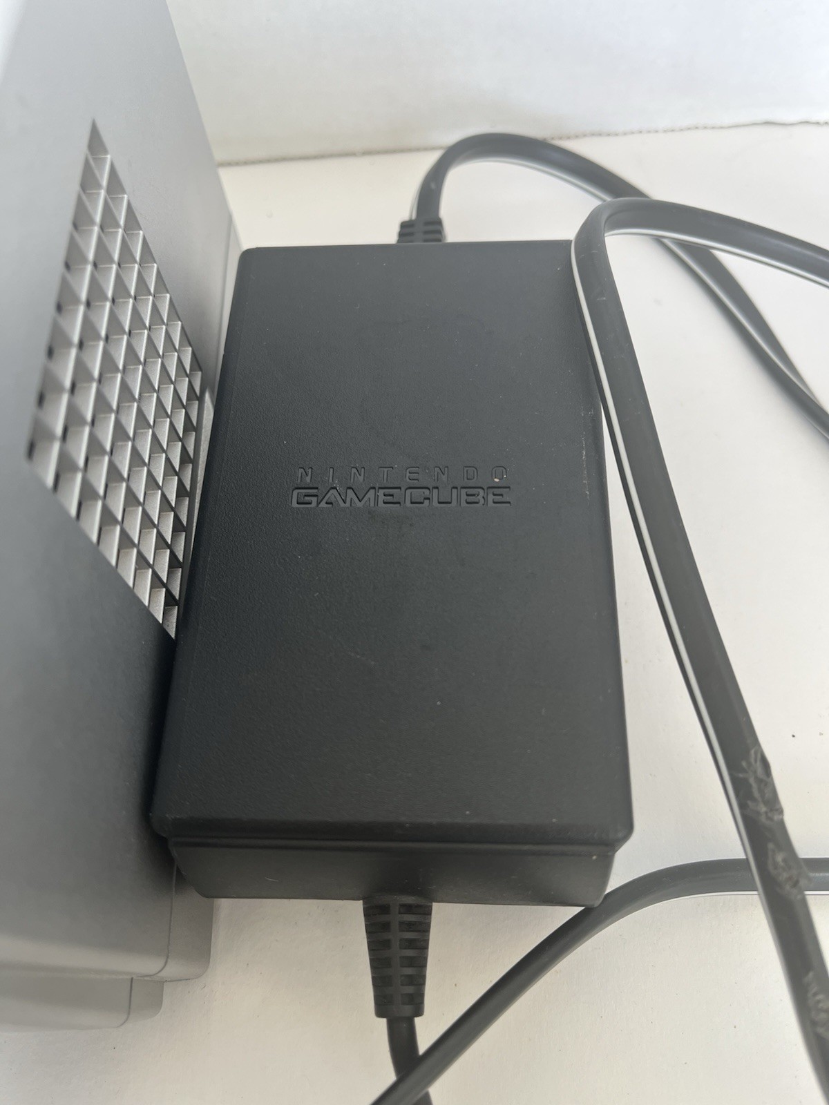 Nintendo GameCube Silver 2001 DOL-001 with Controller