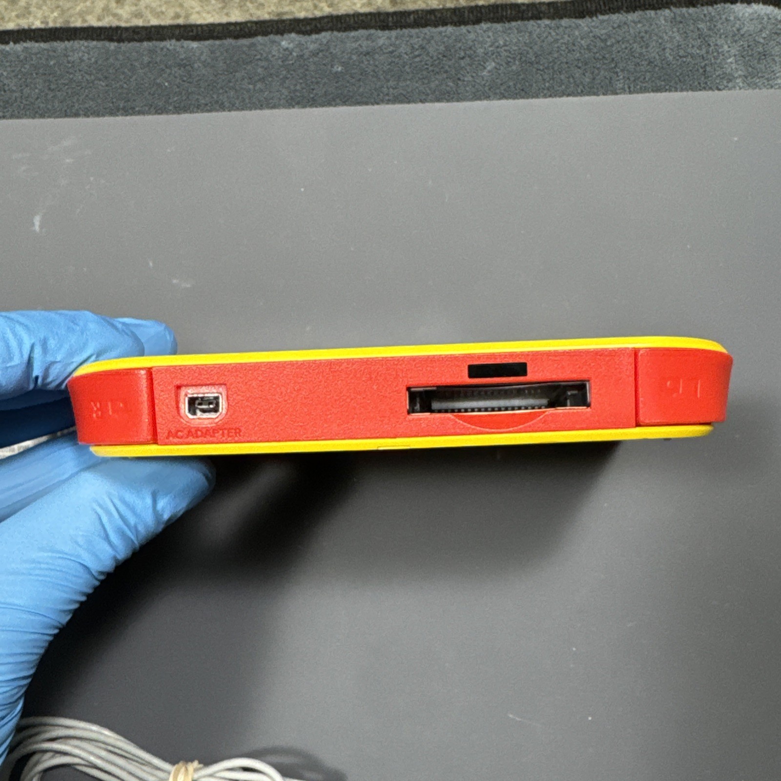 Nintendo 2DS Super Mario Maker Ed. Console (FTR-001) Tested + OEM Charger Stylus