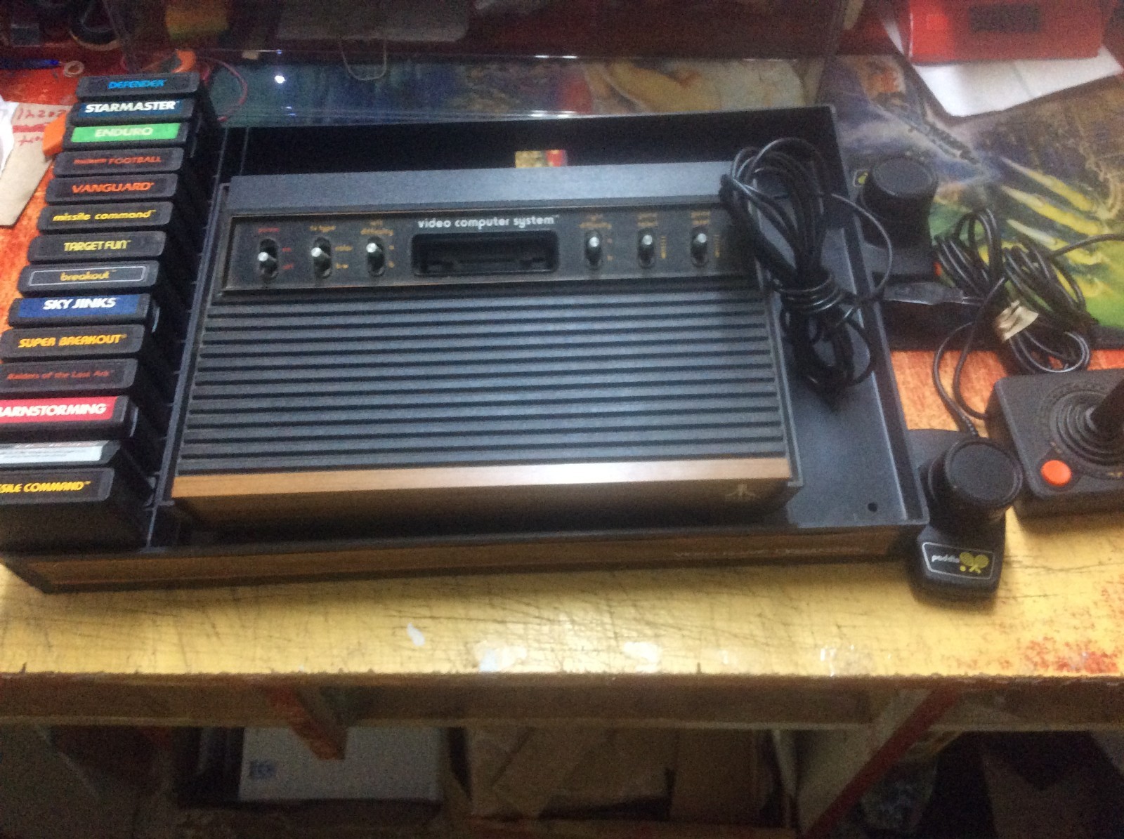 Atari 2600 SYSTEM With Organizer Center w/ Controllers 14 games