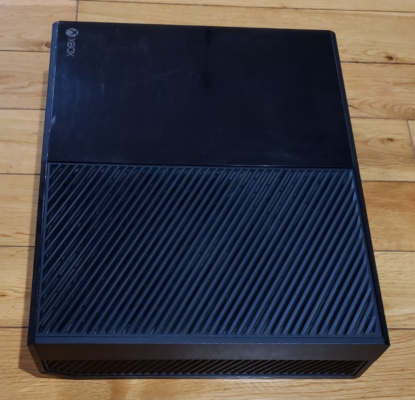 Microsoft Xbox One 500GB Console, BAD Disc Tray All Digital Works READ PR
