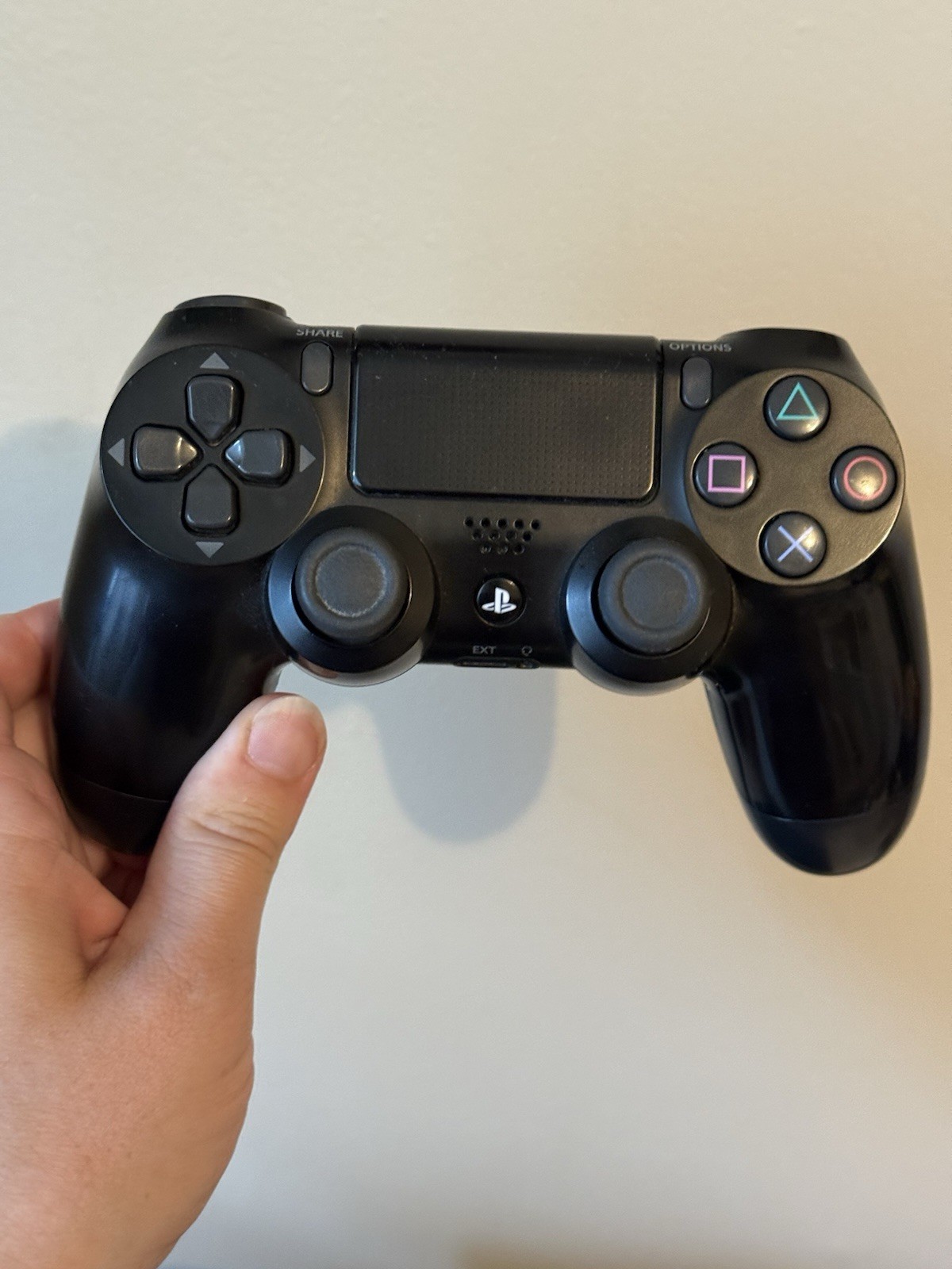 Sony PlayStation 4 500GB Game Console CUH-1215A Black W/ 2 Controllers Tested