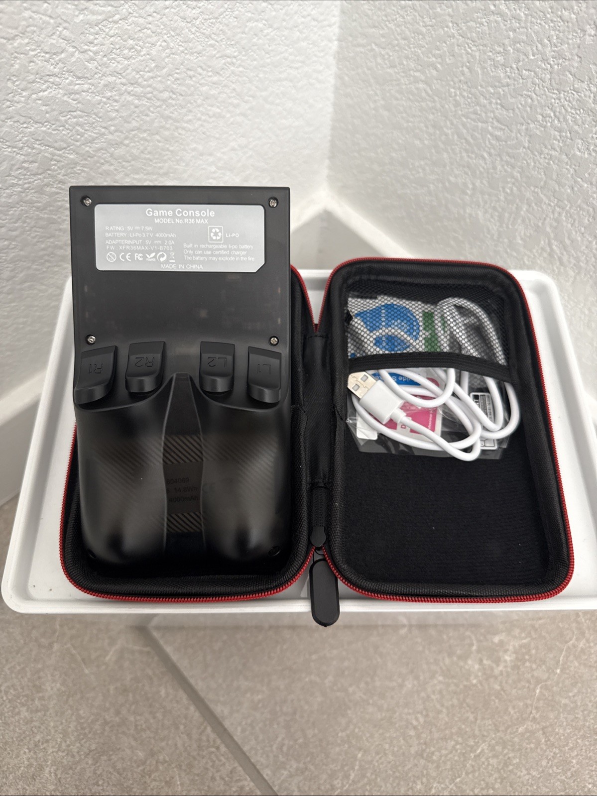 r36 max retro handheld game console