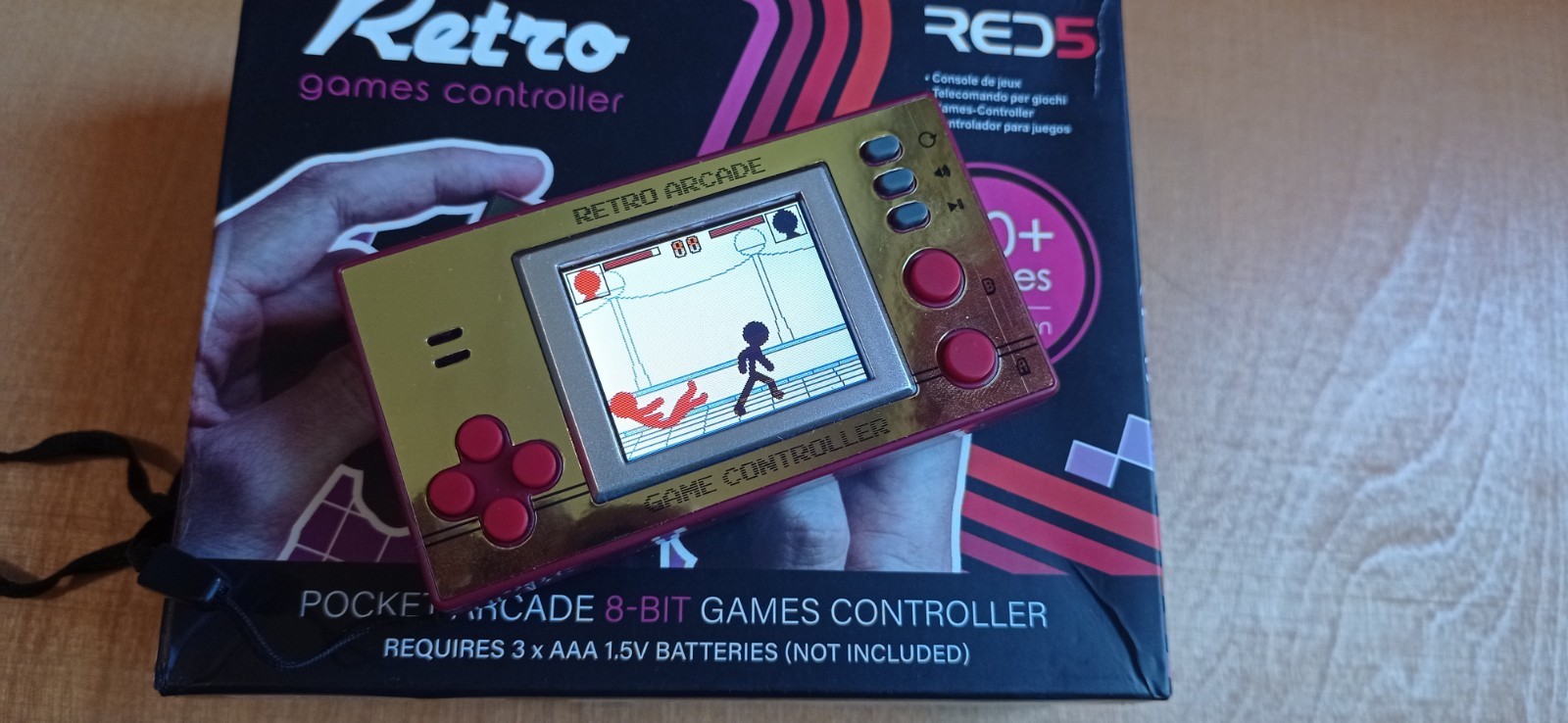 Retro 8-Bit Handheld Console RED5 150 Games Color Screen