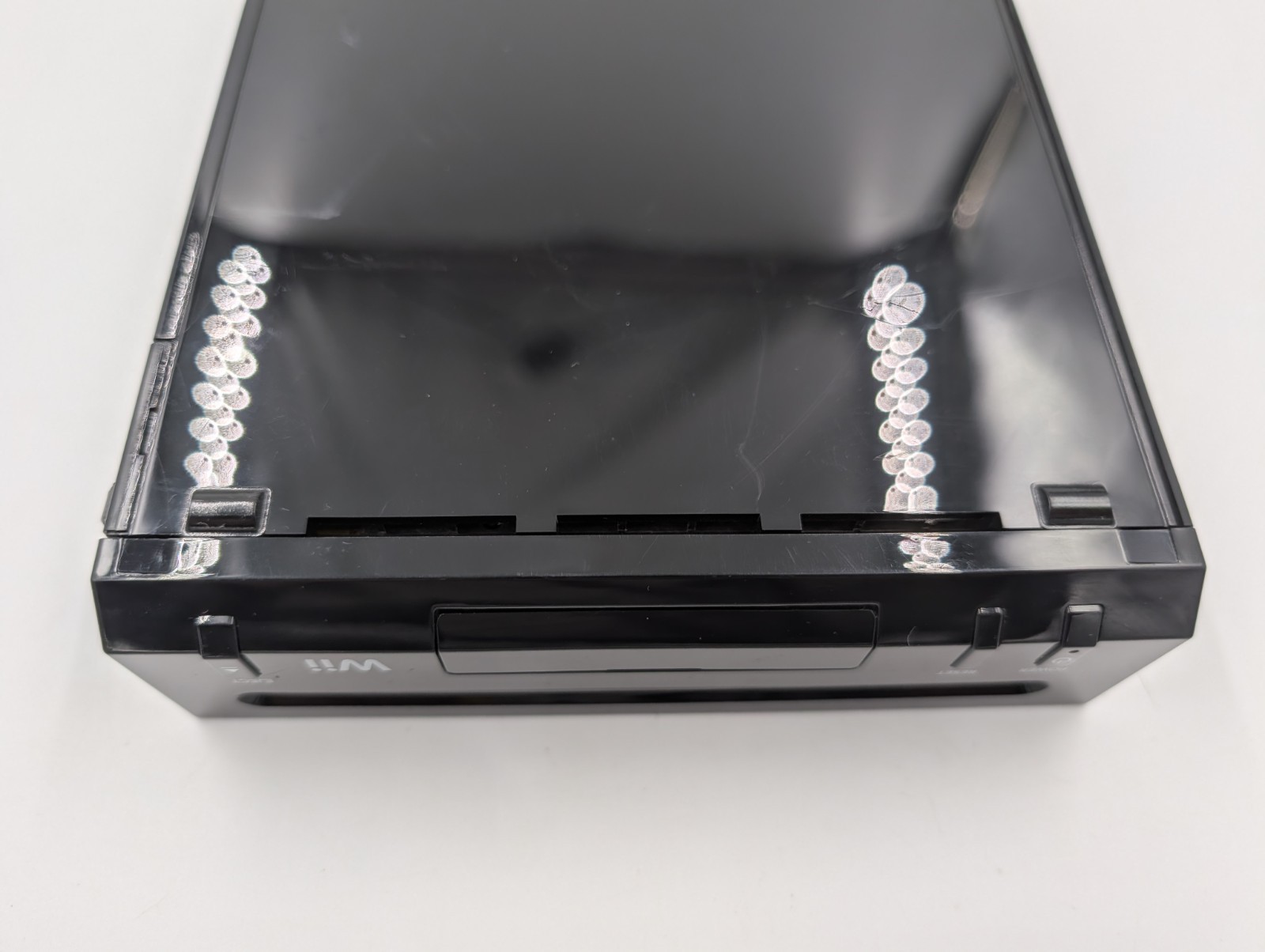Nintendo Wii Black RVL-101 Console Bundle No Remote (260112)