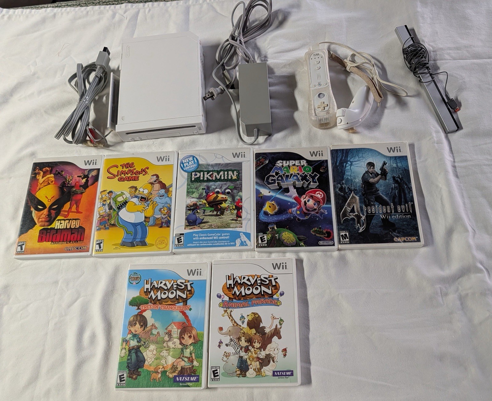 Nintendo Wii Console Bundle Lot 1 Remote 7 Games Cords Stand Charger Wii + EUC