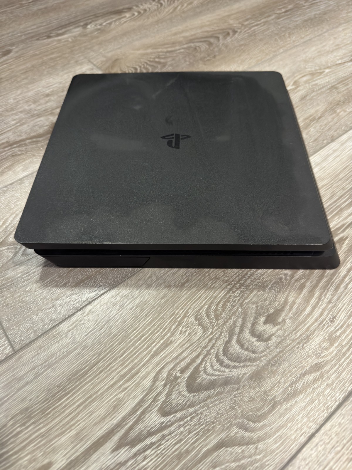 Pre Owned PlayStation 4 Slim PS4 With Wireless Controller And Power Cord