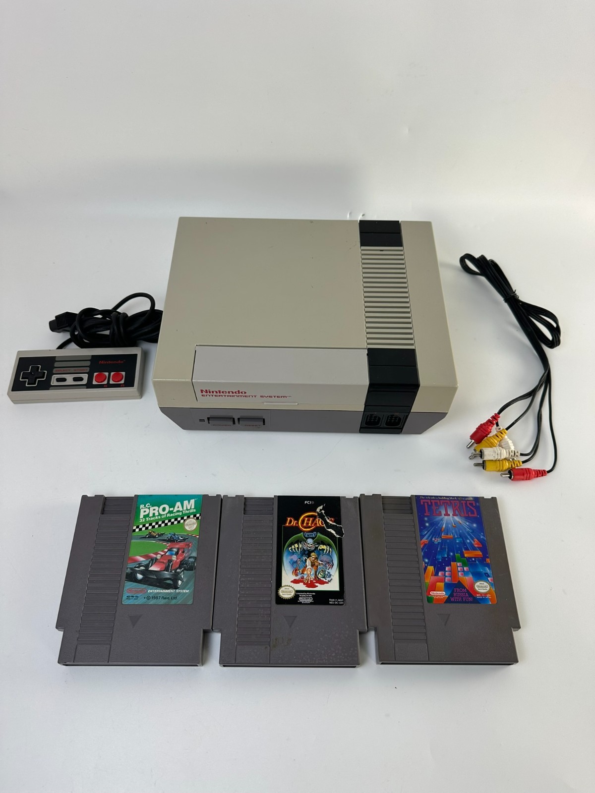 Nintendo NES Console Tested w/ Tetris Dr Chaos RC Pro-Am 3 Games Relive the 80s!