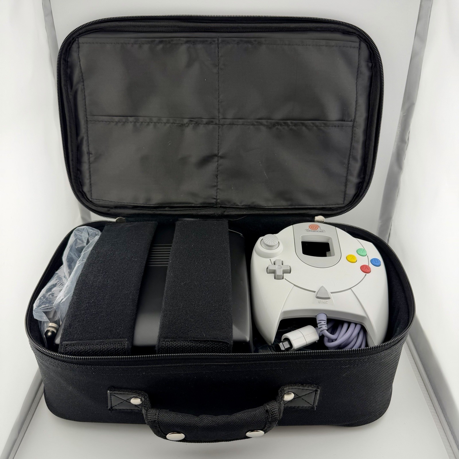 RARE Black Treamcast 5” TFT Portable Dreamcast w/ Original Bag Controller Tested