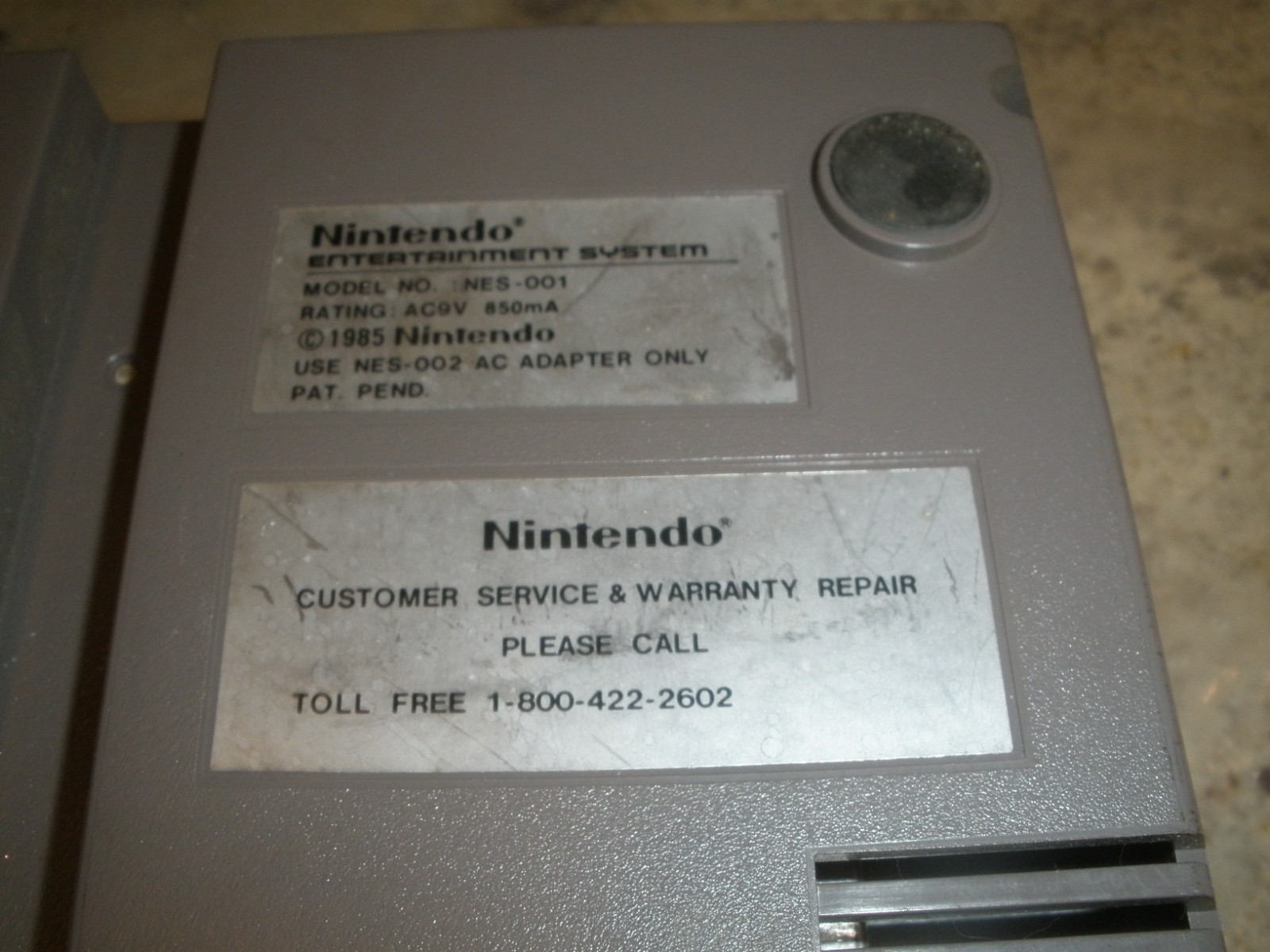 ORIGINAL NINTENDO NES HOME CONSOLE NES-001 WORKS (READ DESC