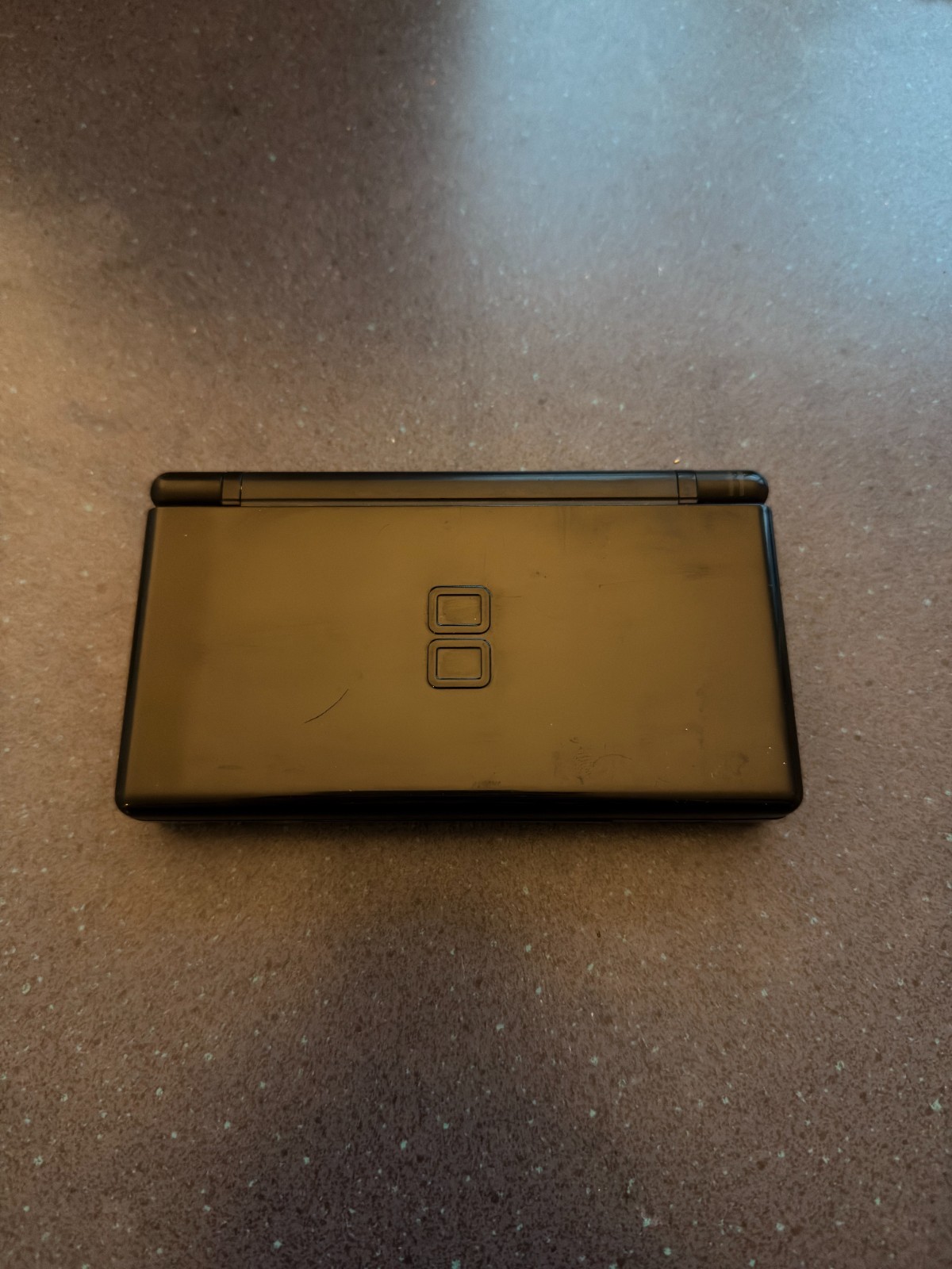Nintendo DS Lite with R4 Cartridge 8GB microSD