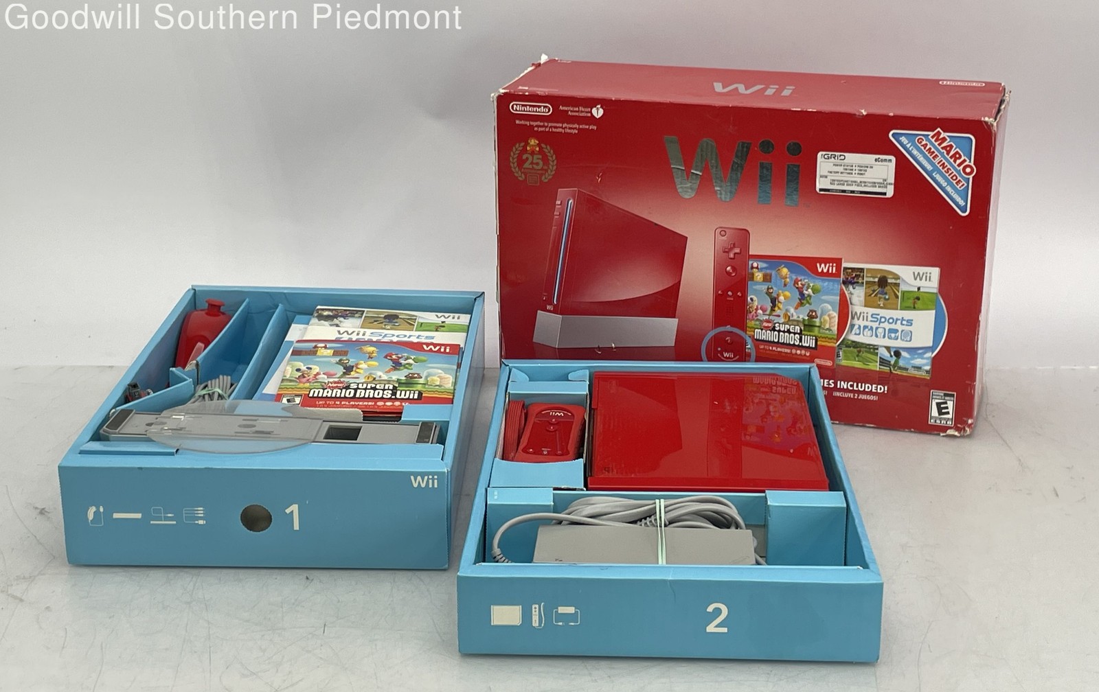 Nintendo Wii Mario 25th Anniversary Video Game Console Bundle – Red – Tested