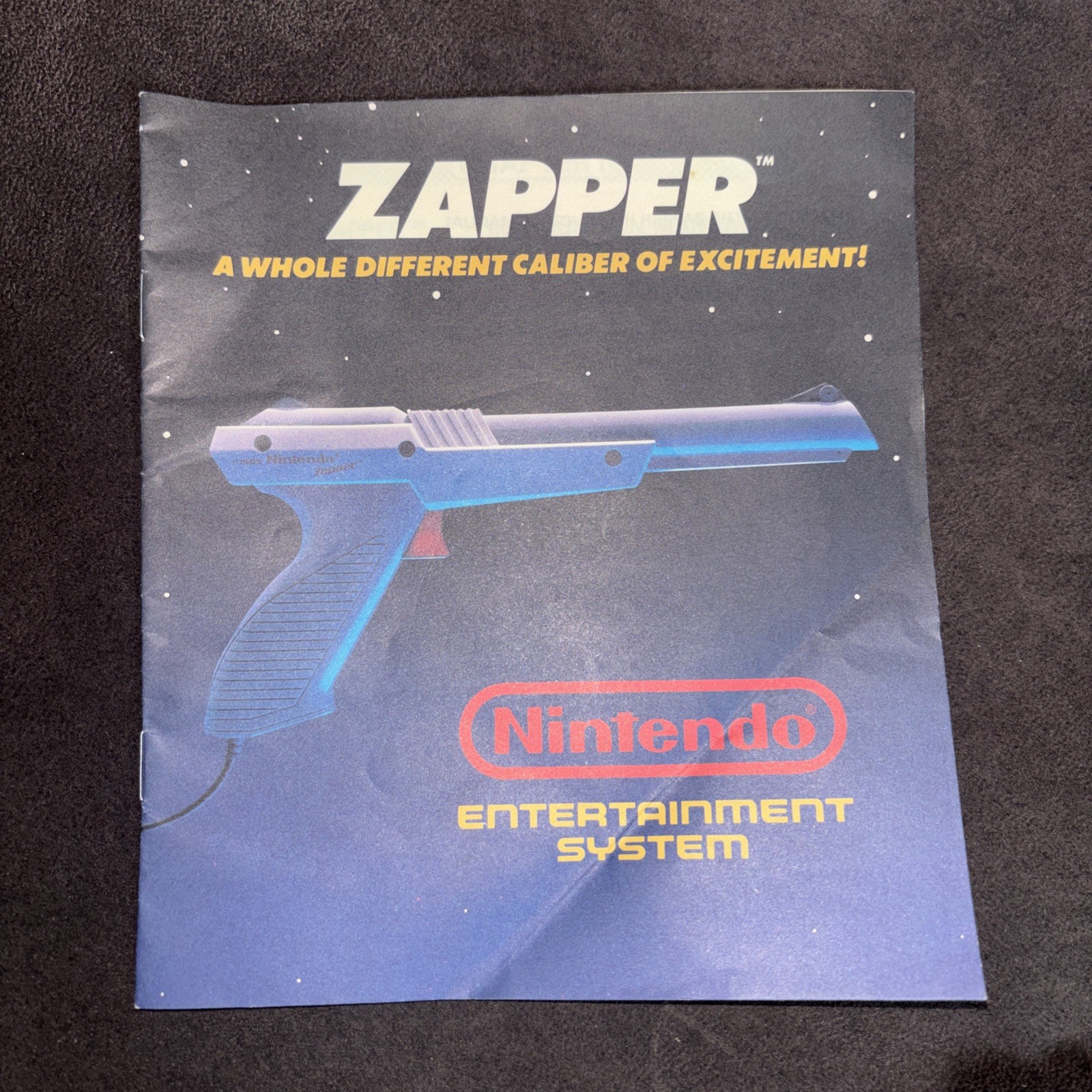 Nintendo Entertainment System 1985 ORIGINAL NES-001 Console + GAME + 2 MANUALS!