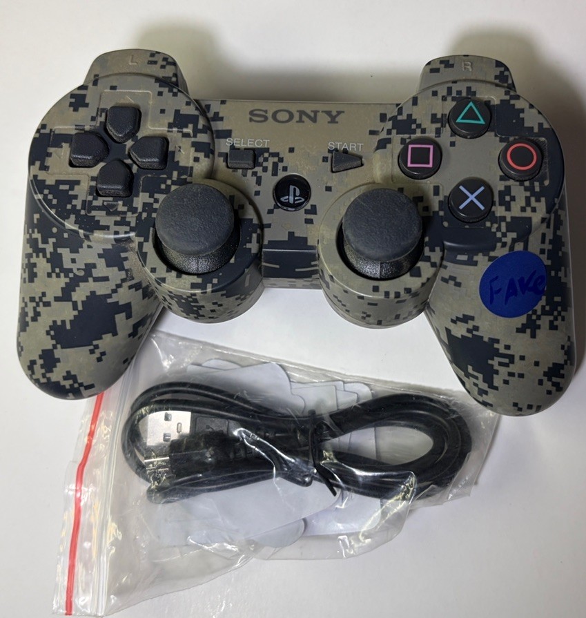 Sony PlayStation 3 PS3 Fat CECHH01 80GB Console – Game, Cables, Fake Controller