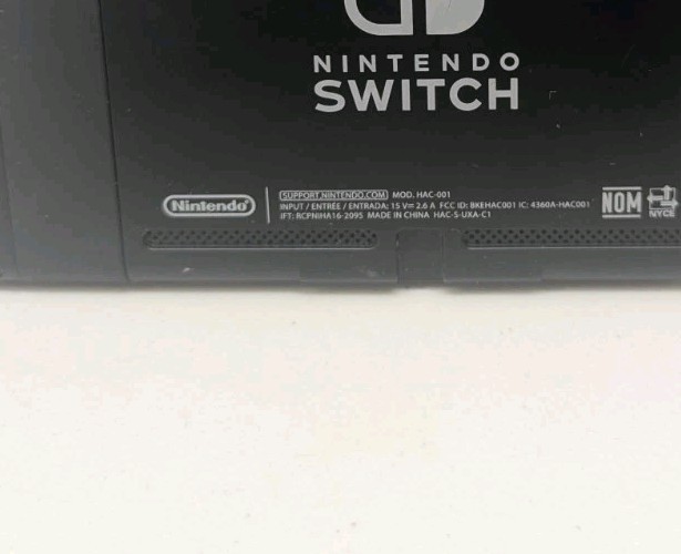 Nintendo Switch Console (HAC-001) with Gray Joy-Cons + Comfort Grip