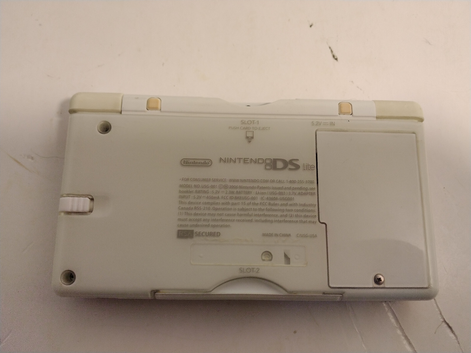 Nintendo DS Lite Handheld System / Console White(13306461)