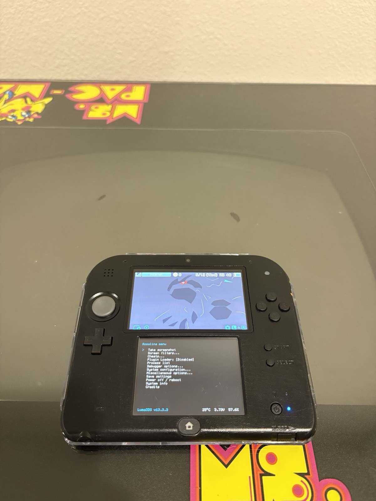 Nintendo 2DS Black & Red – Custom w/ Case *TESTED*