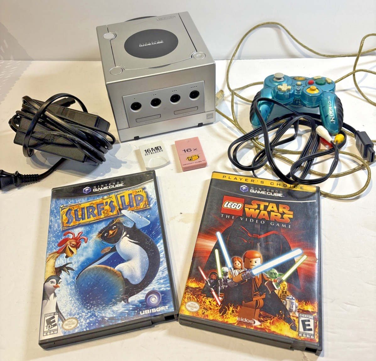 Nintendo GameCube Console – Platinum Silver w Games, Cords, Controller, Manual