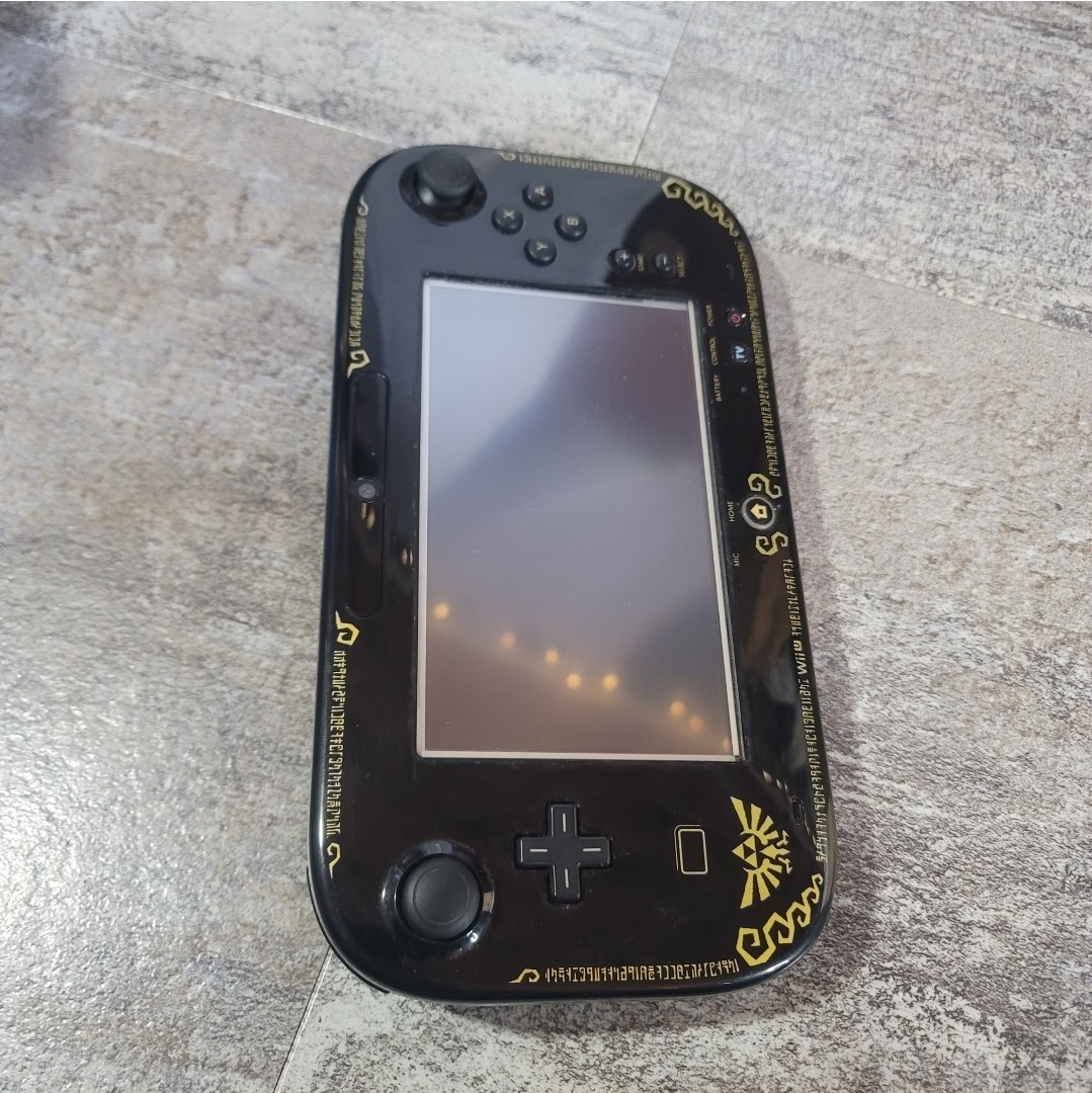 Nintendo Wii U Game Console WUP-101(02) Legend of Zelda Gamepad + 12 Games