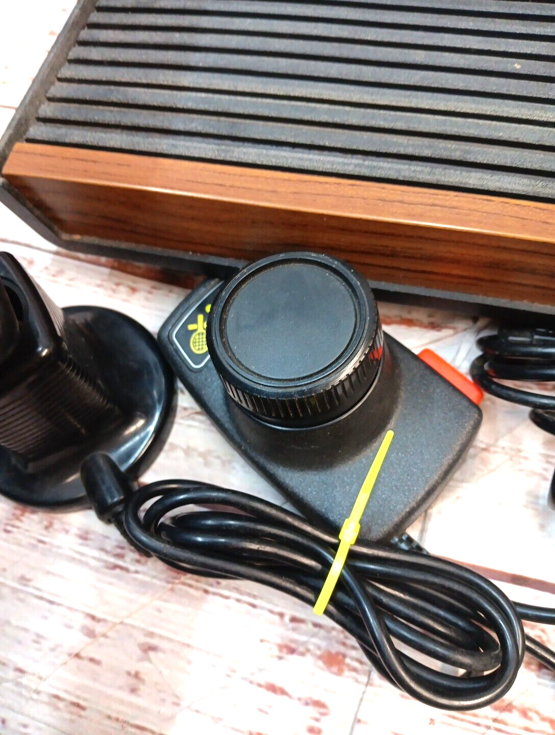 Atari CX2600A Woody Console UN TESTED – FREE SHIPPING