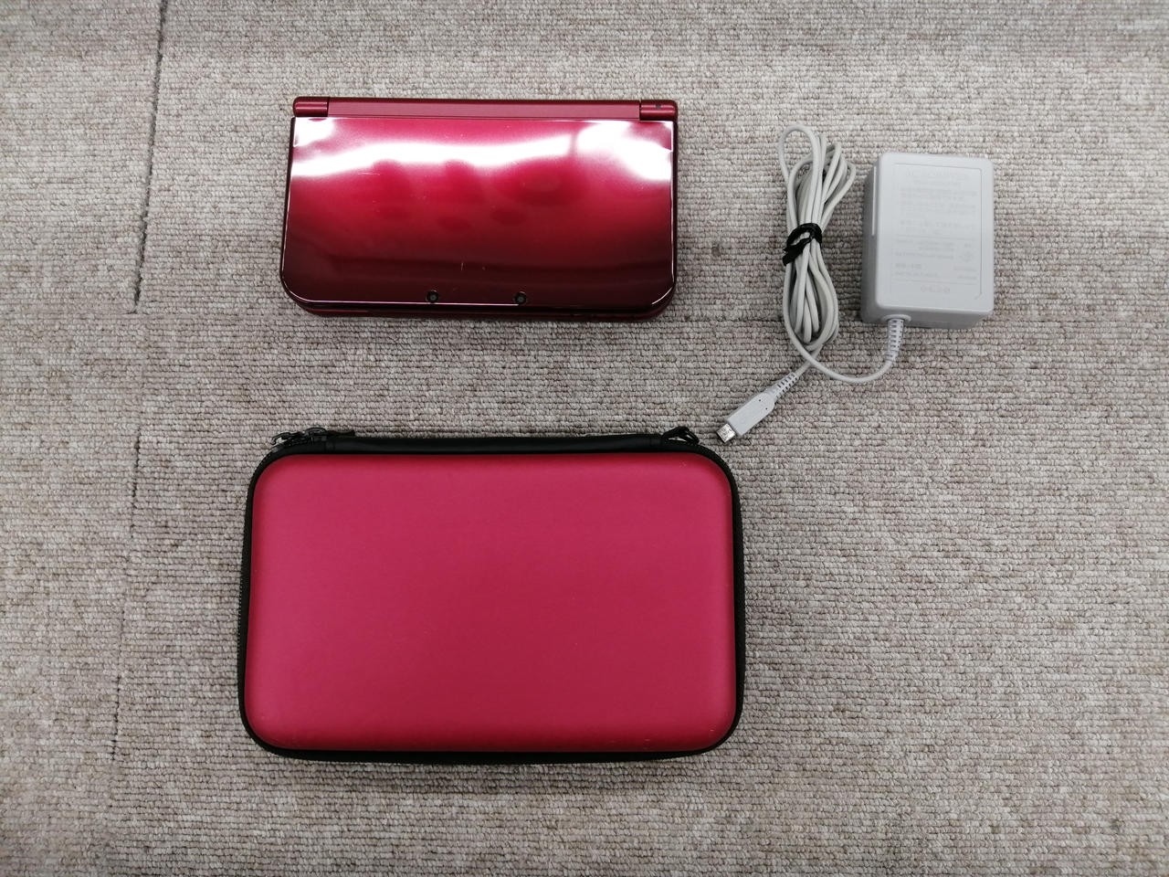 Nintendo 3DS LL Red-001 New Large Screen 3D, Amiibo Support, Used