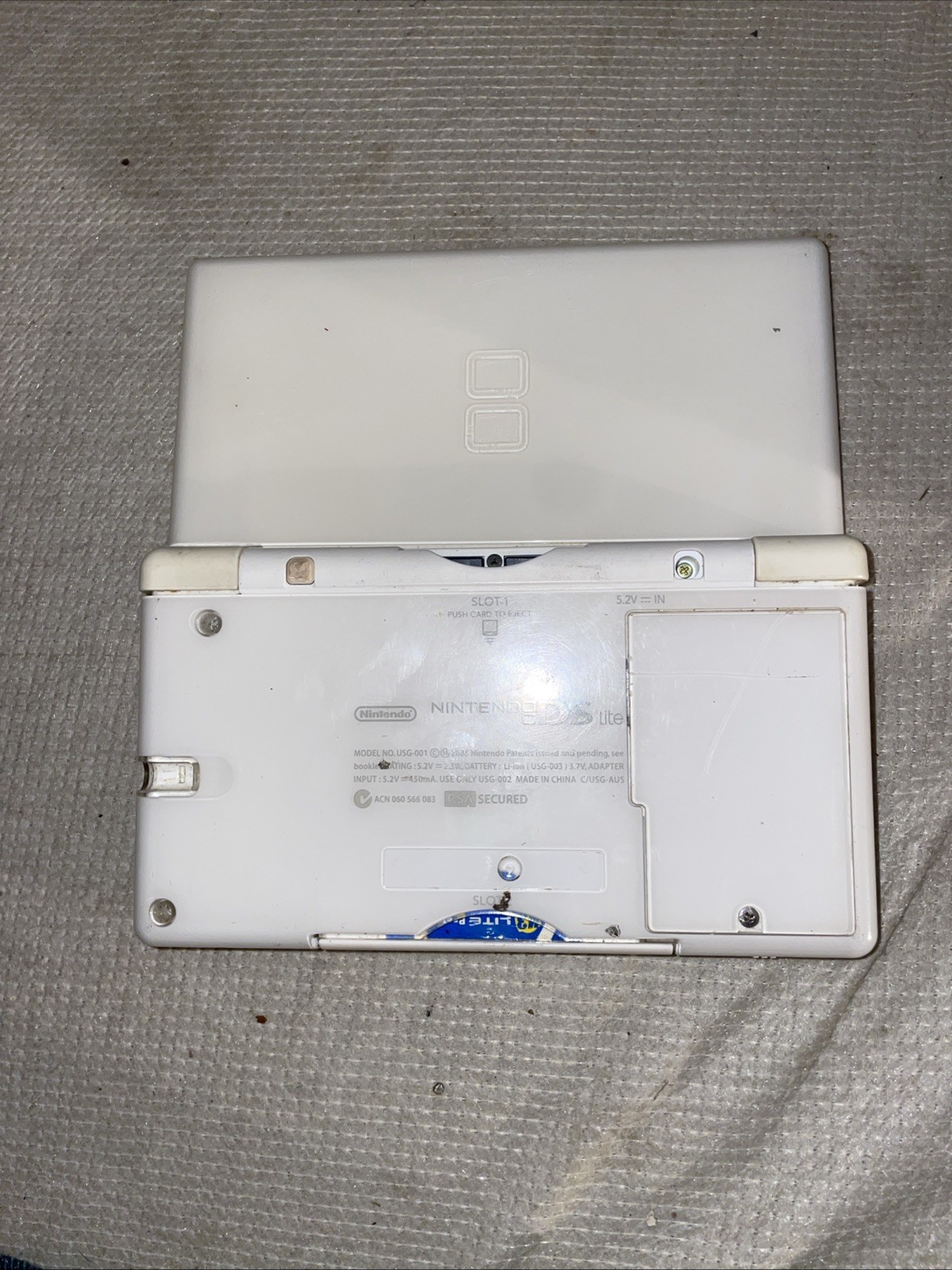 Nintendo DS Lite Handheld Console – Polar White