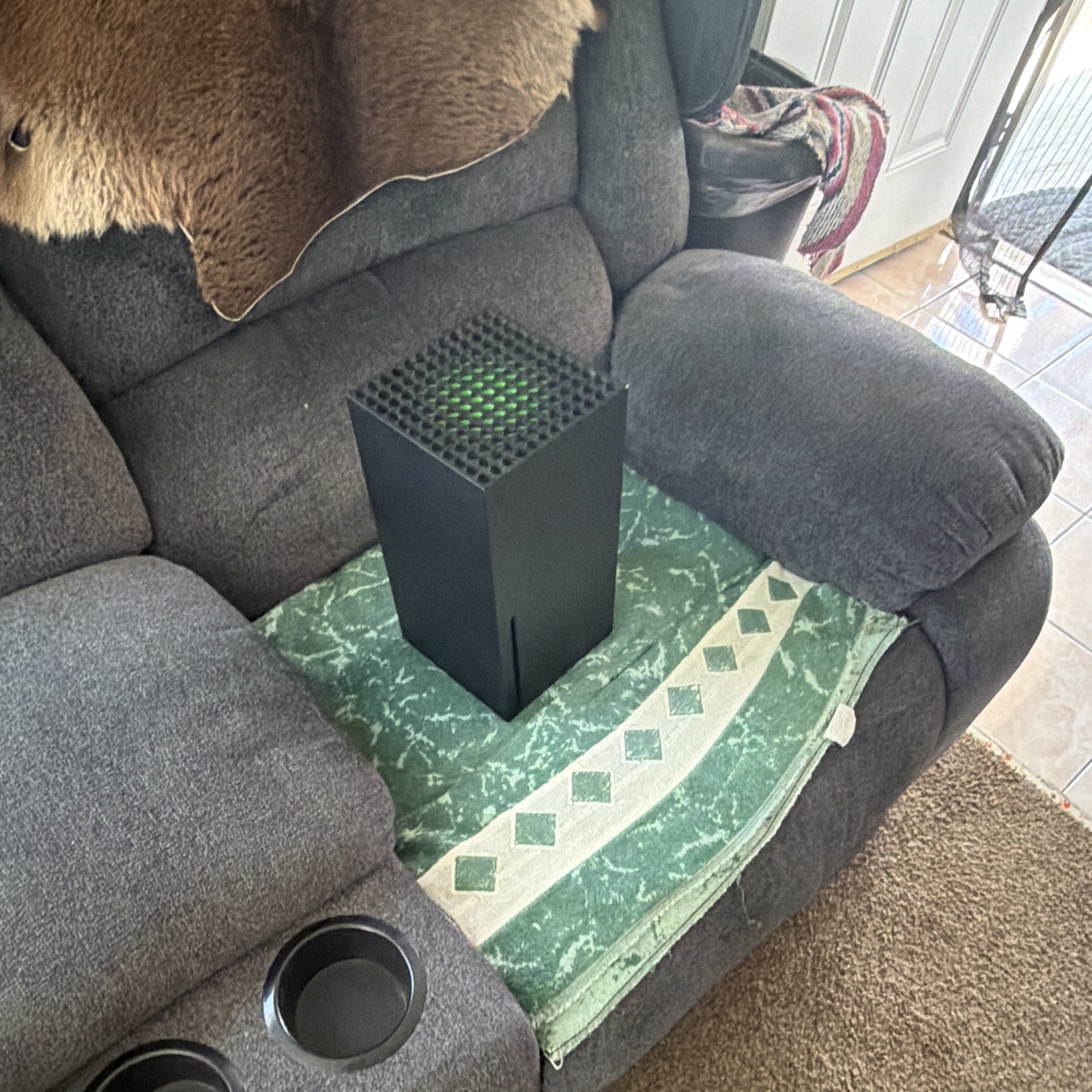 Microsoft Xbox Series X 1TB Black (Controller and Cables Included) negotiable
