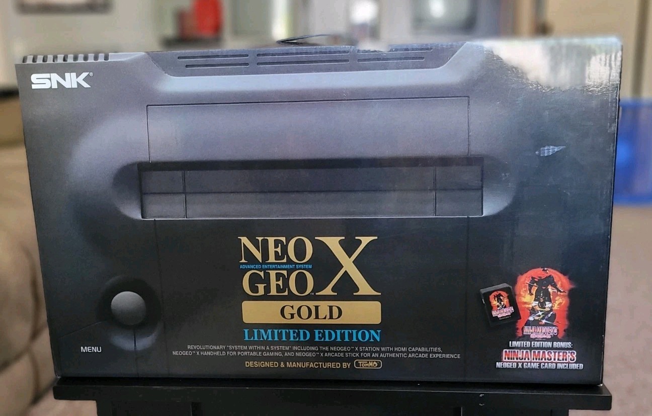 SNK NEO GEO NEOGEO X GOLD Limited Edition Console SYSTEM New Never Used AES