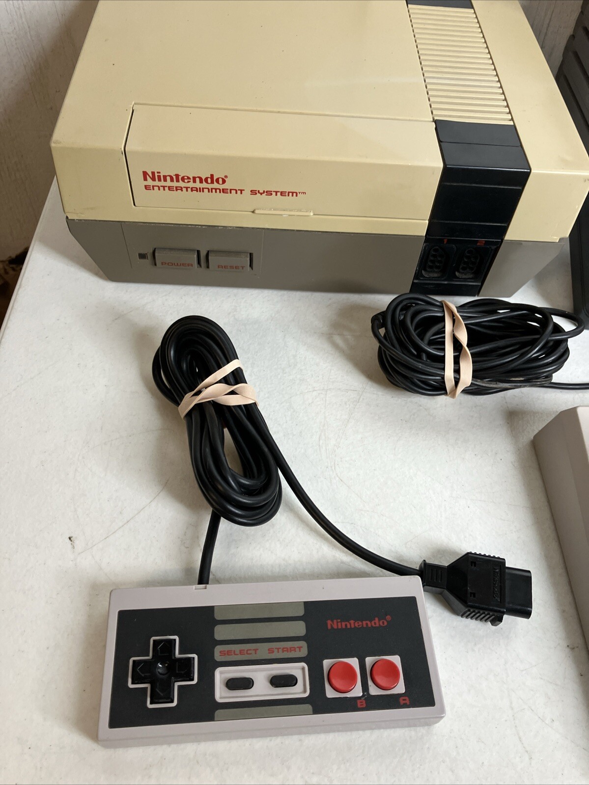 Nintendo NES Console System Bundle 10 Games Advantage NEW PINS Mario Bros 1 2 3