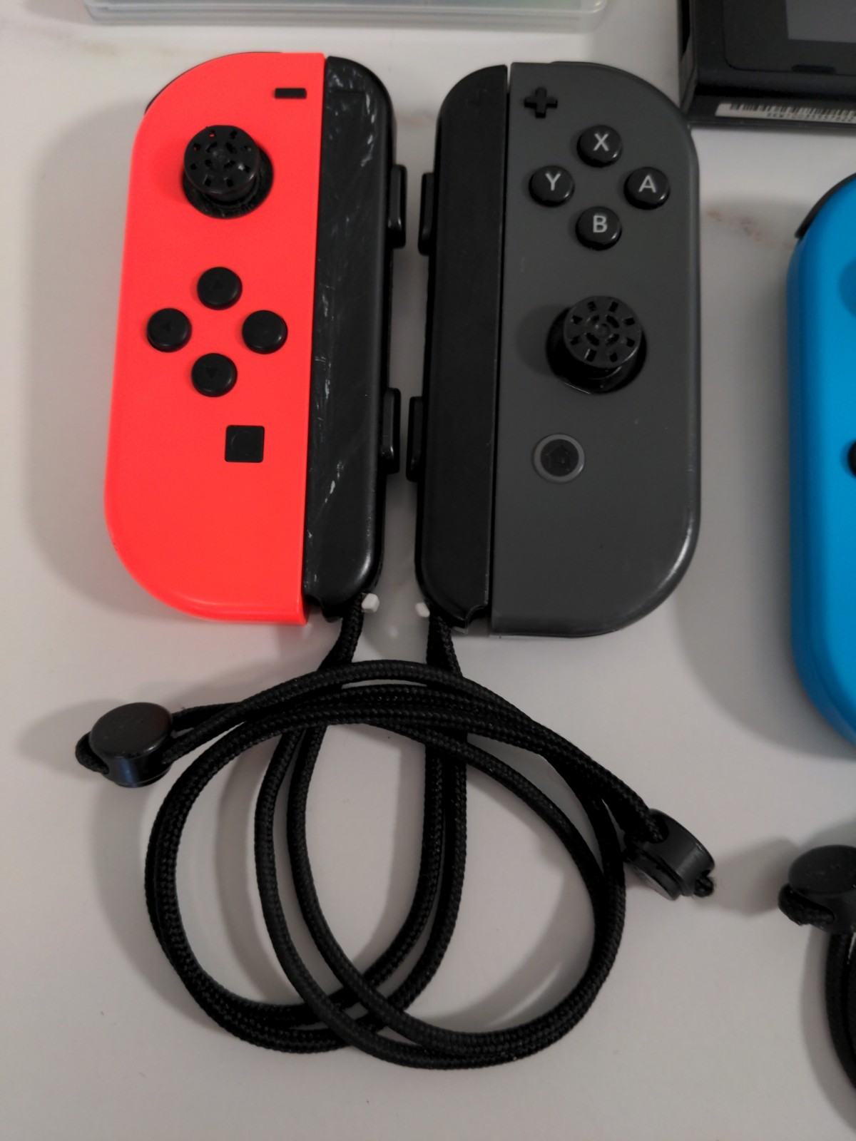 Nintendo Switch Lot Handheld Console Gray Joy-Cons 5 Games Carrying Case TESTED