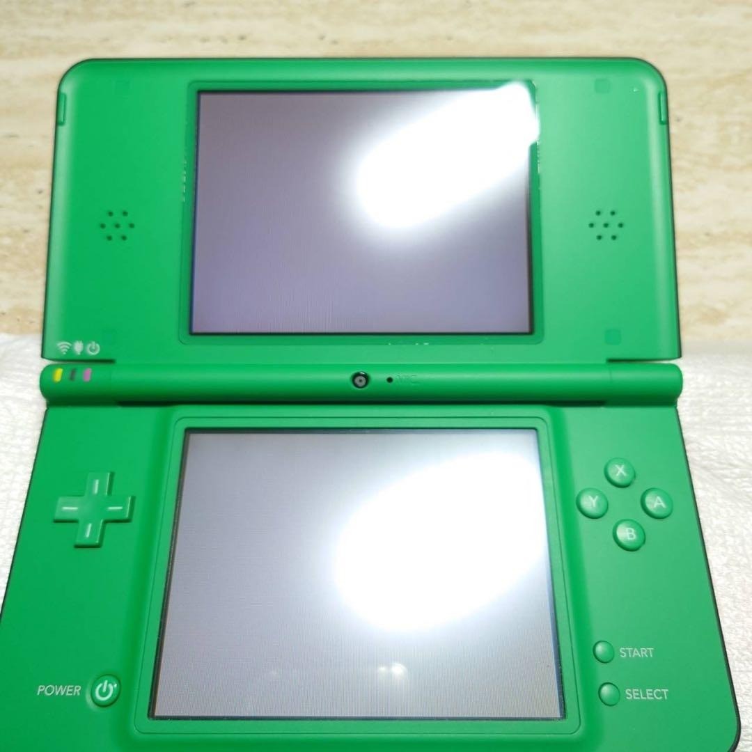 Nintendo DSi LL Green Complete in Box CIB Excellent Condition SD Card 6987