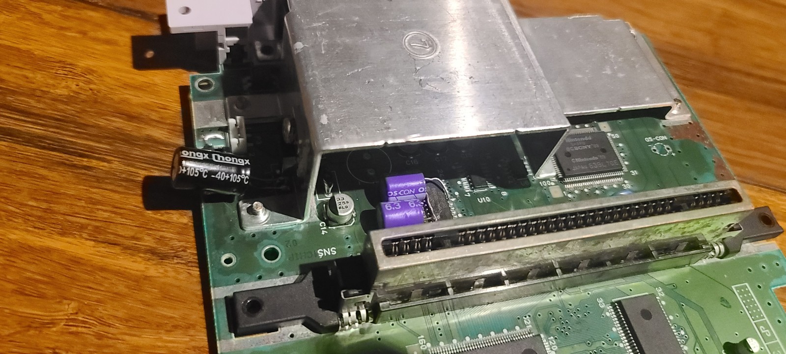 Super Nintendo SNES 1-Chip Recapped & Cleaned.